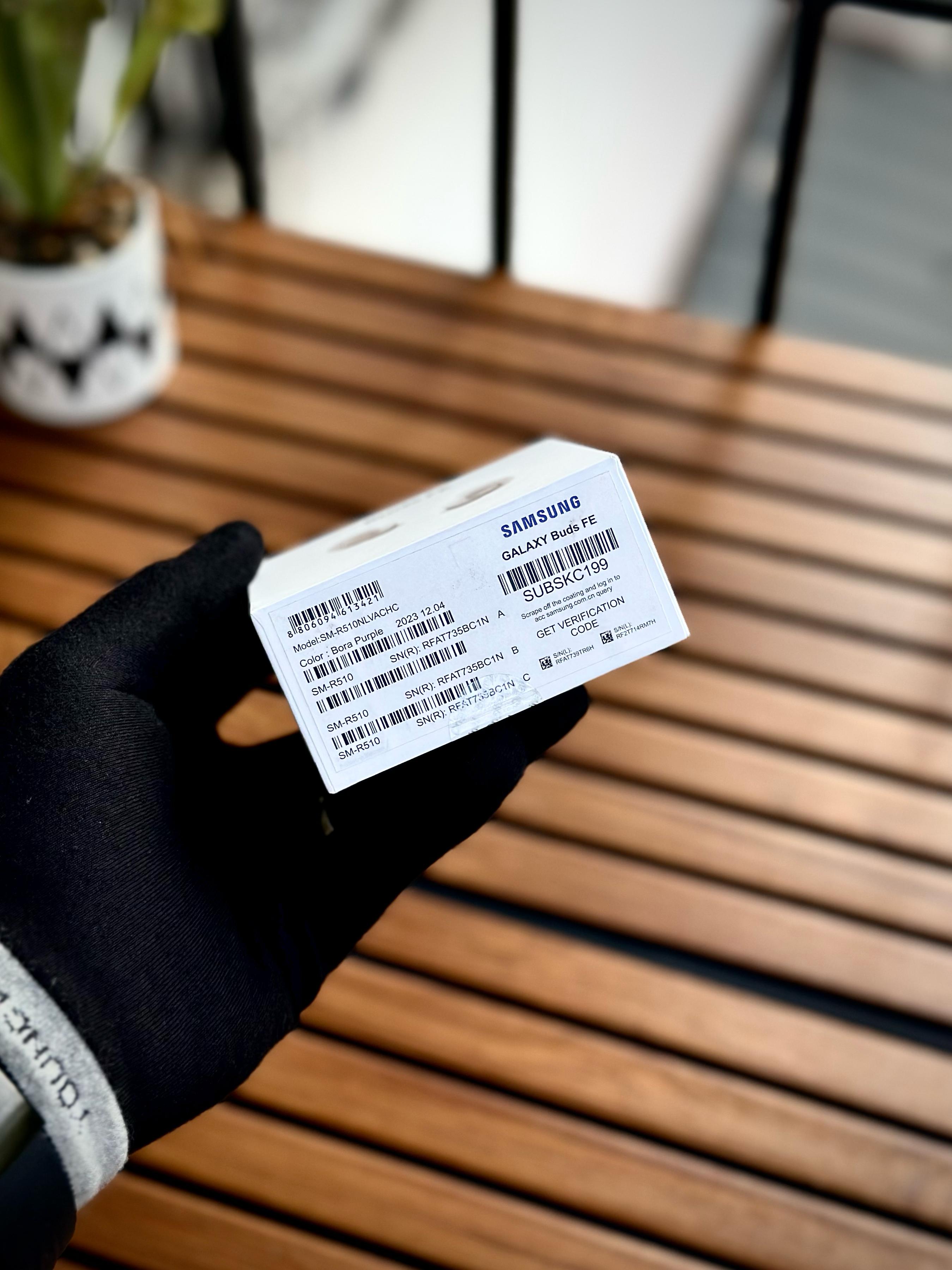 Samsung GALAXY BUDS FE 2024