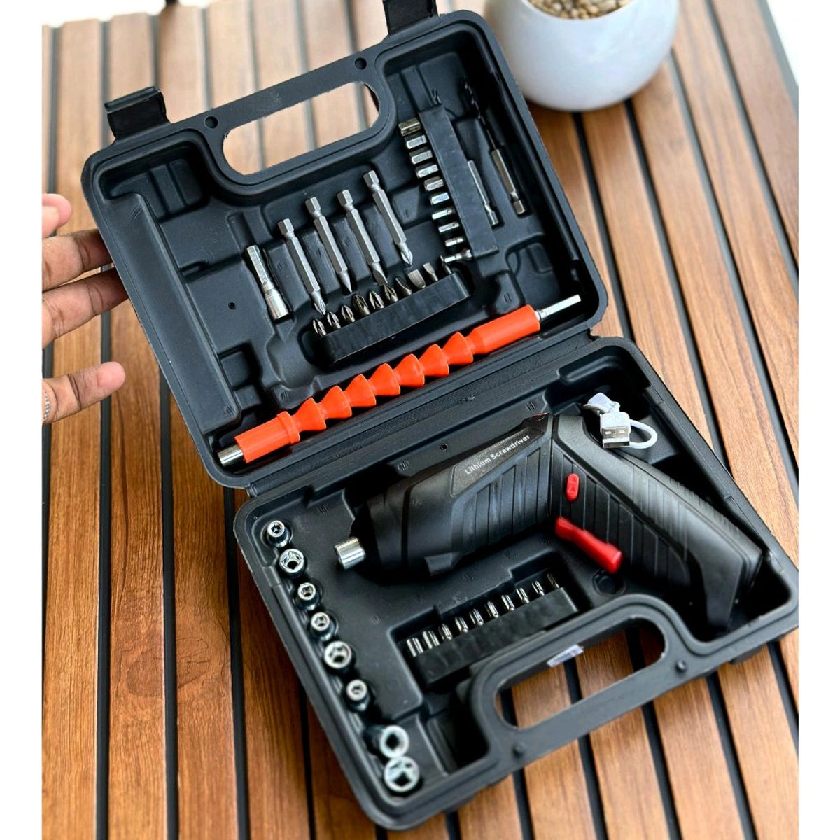 Rechargeable Electric Screwdriver Set – 32-in-1 Multi-Function Tool Kit